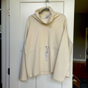 Brand New Varley turtleneck